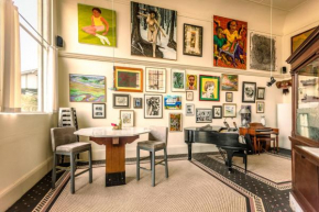 Luxury Living in Historic Bank Haven of Art&Music